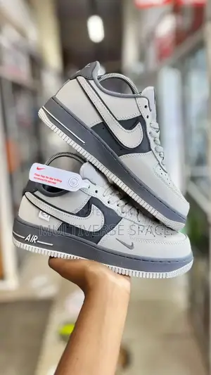 Nike Air Force Low Wolf Grey Sneakers