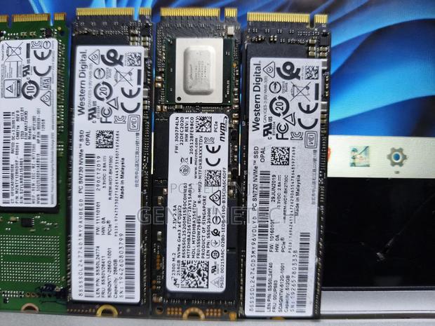 Single Notch 128gb Nvme SSD – Fast Compact - main view