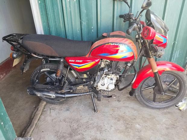 Bajaj Boxer 2019 Red - main view