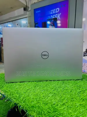 Laptop Dell Precision 15 5540 16GB Intel Core i9 SSD 512GB