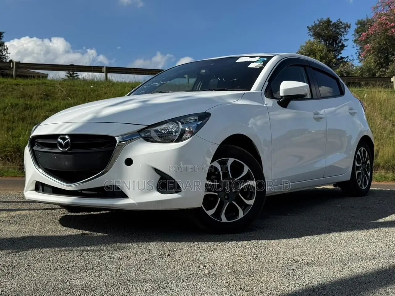 Mazda Demio 2018 White