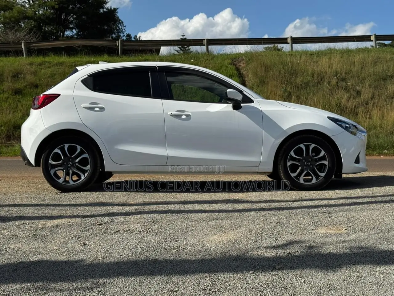 Mazda Demio 2018 White