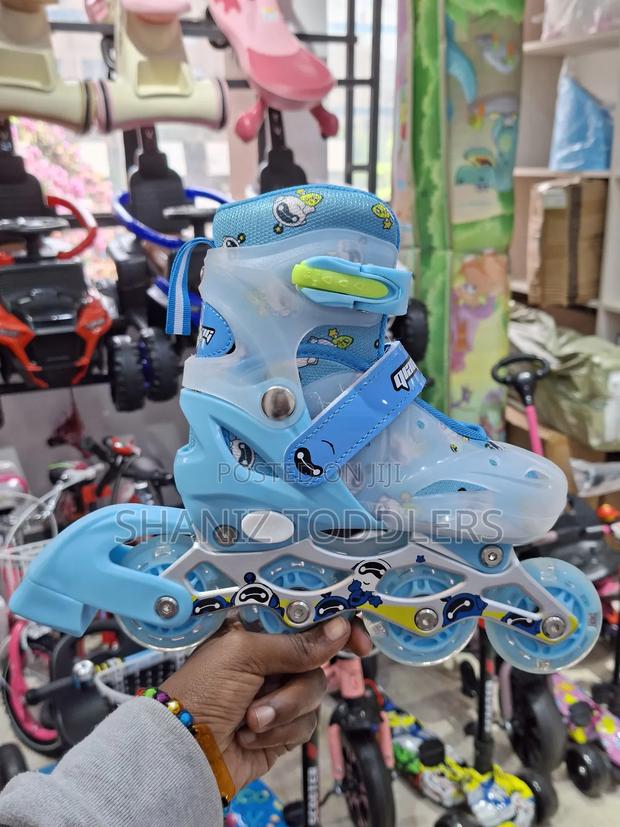 Kids Fashion Roller Skates - thumbnail 2