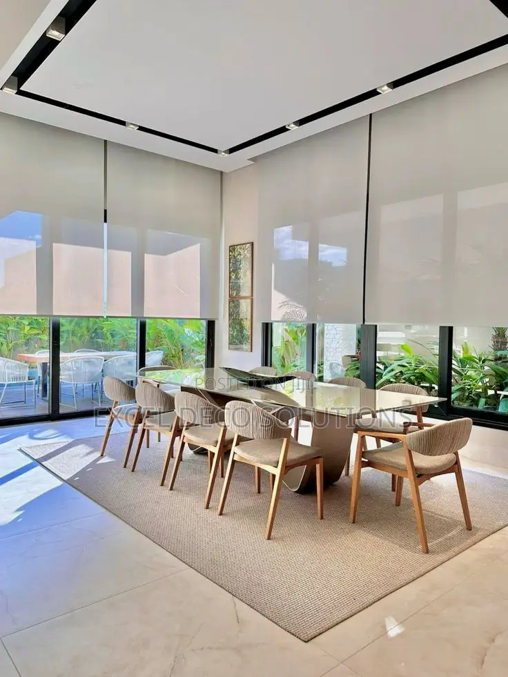 Sunscreen White Roller Blind