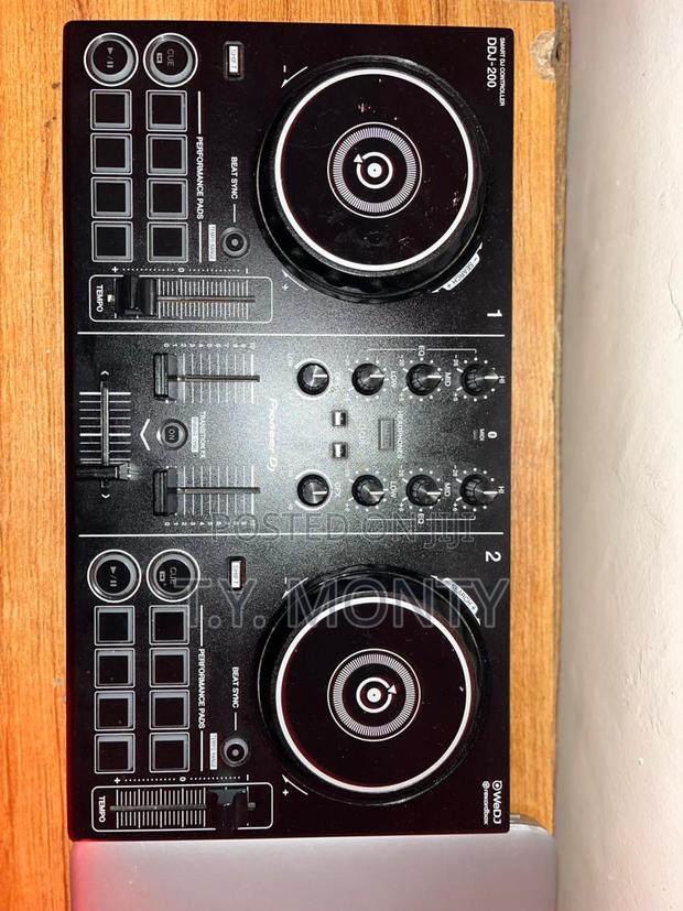 Pioneer Dj DDJ-200 - main view