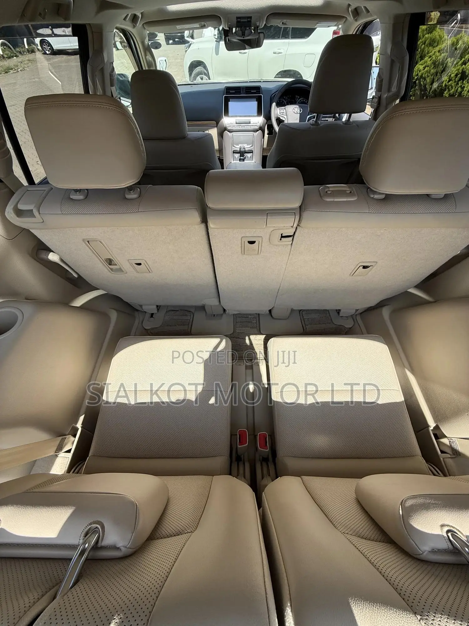 Toyota Land Cruiser Prado 2.8 2019 White