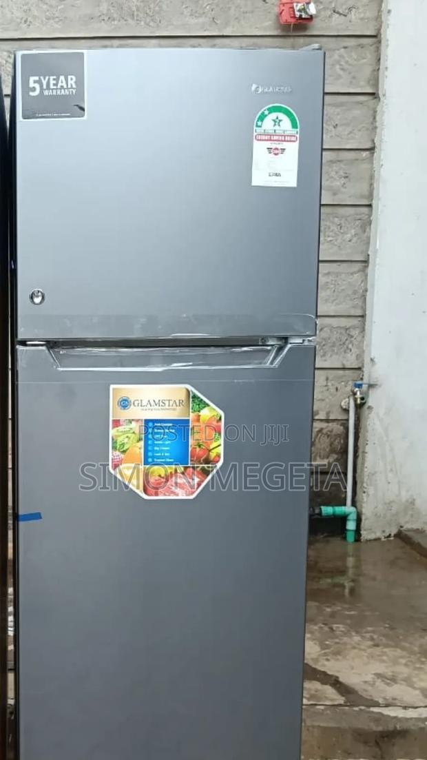 Upgrade Your Kitchen With the 168 Litres Glamstar 2-Door Refrigerator.