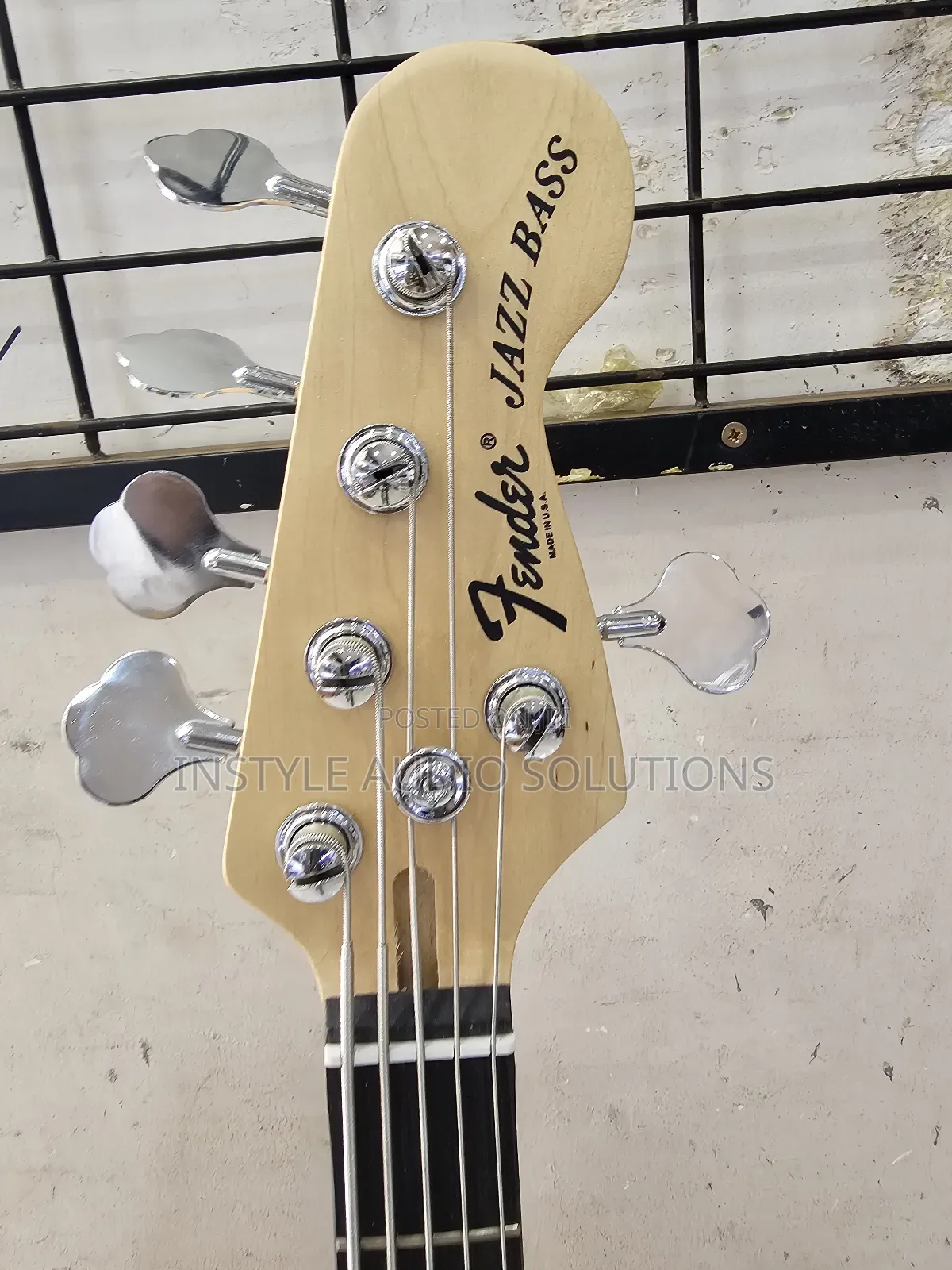 6 String Fender Jazz Bass Guitar
