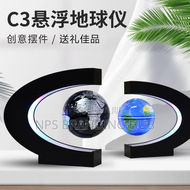 Magnetic Floating Globe With World Map S.A - thumbnail 4