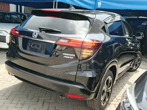 Honda Vezel 1.5 Hybrid 4WD 2020 Black