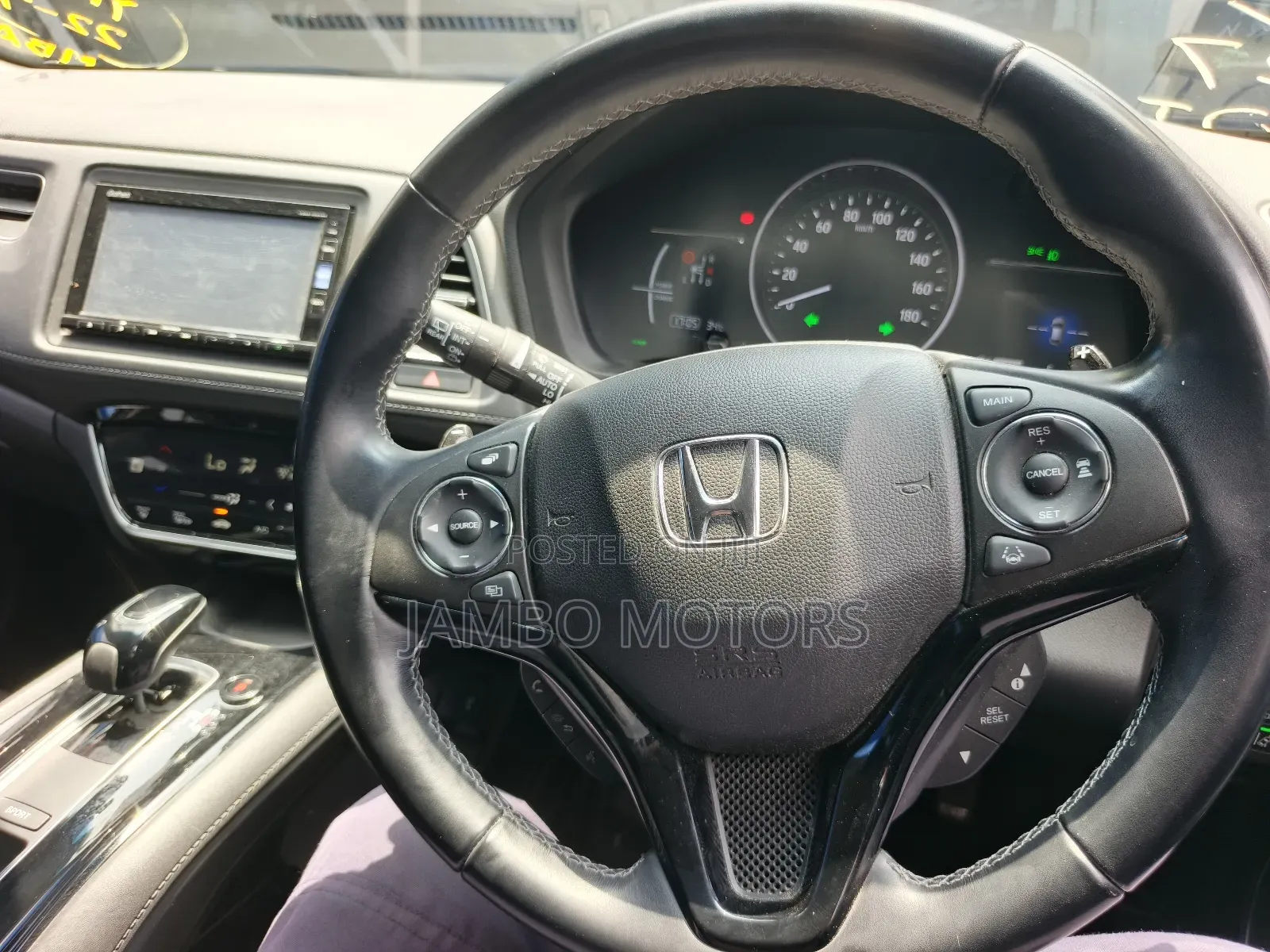 Honda Vezel 1.5 Hybrid 4WD 2020 Black