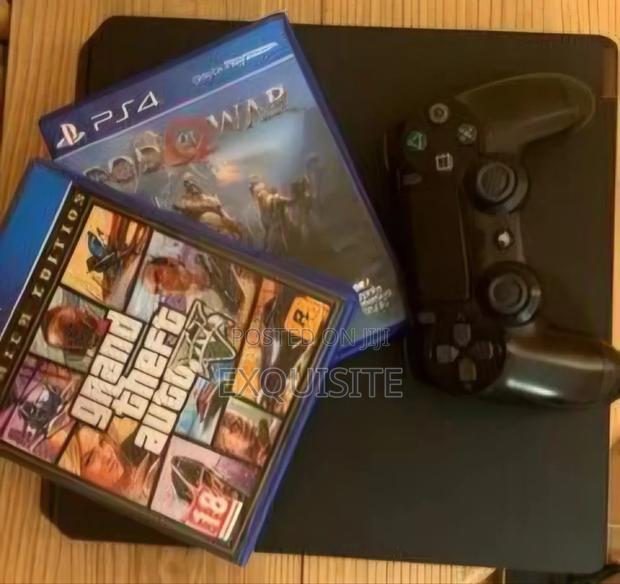 Urgent Sale!! Playstation 4 Slim 4 Games Included