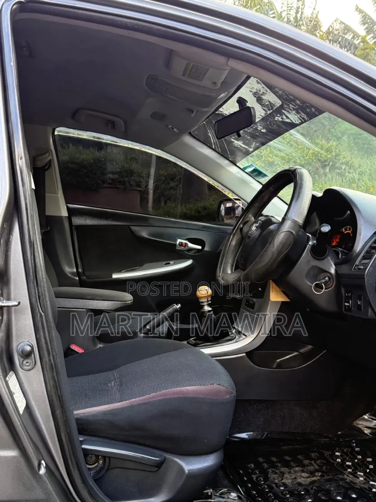 Toyota Corolla 2012 Gray