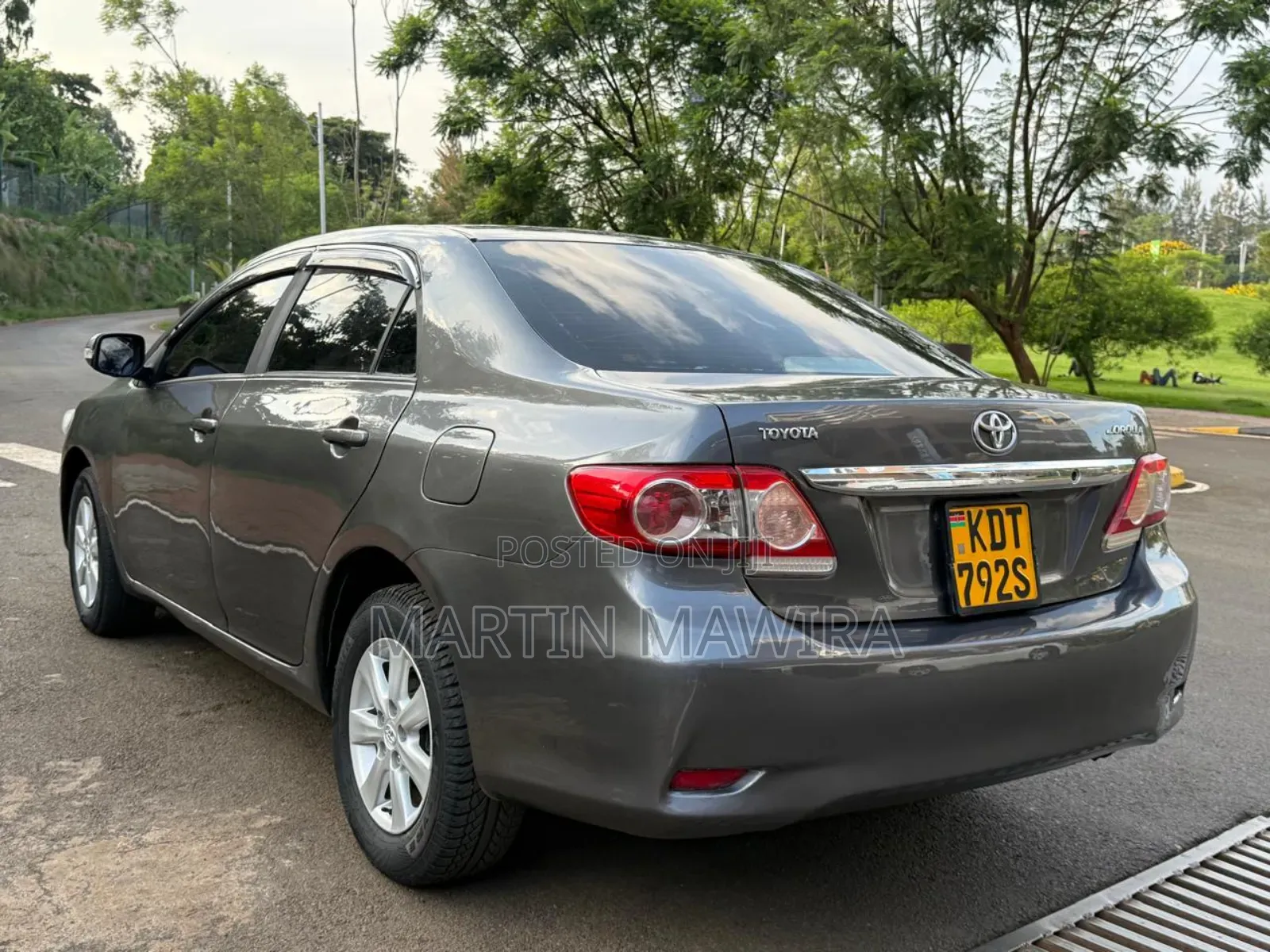 Toyota Corolla 2012 Gray