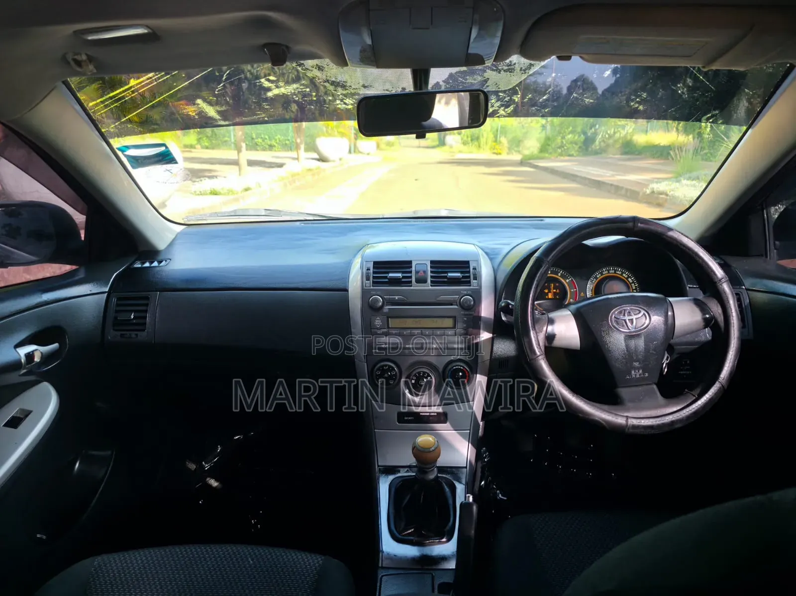 Toyota Corolla 2012 Gray
