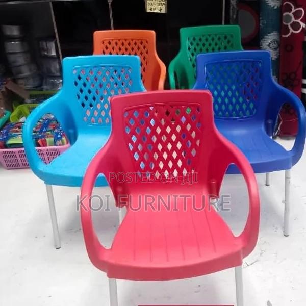 Dining Chairs; Plastic Stackable Home Dining and Outdoor Chairs - thumbnail 3