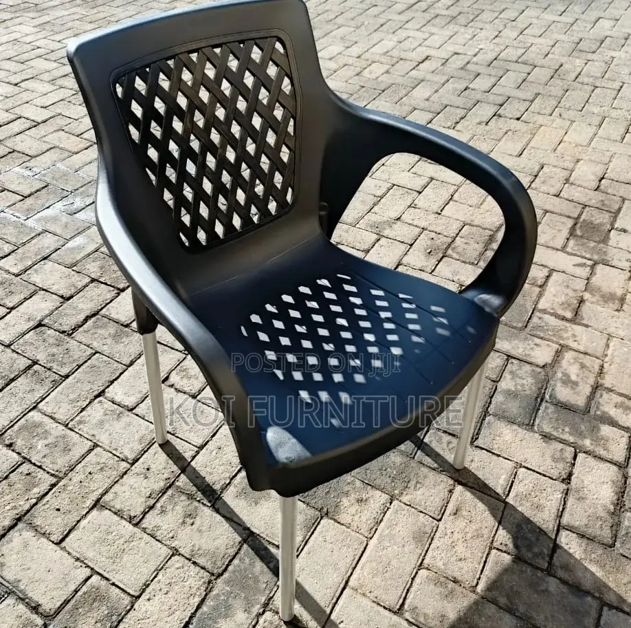 Dining Chairs; Plastic Stackable Home Dining and Outdoor Chairs