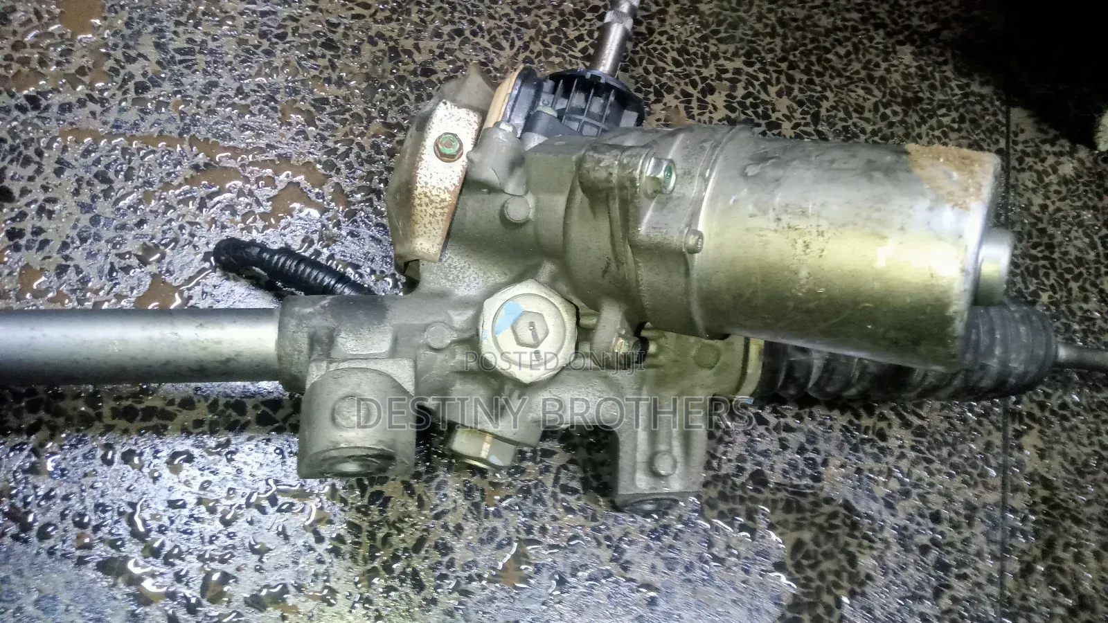 Steering Rack Suzuki Swift Old Model