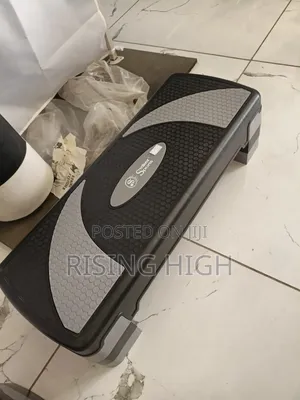 Adjustable 3 Level Aerobic Stepper
