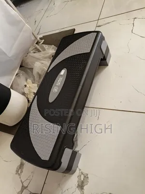 Adjustable 3 Level Aerobic Stepper