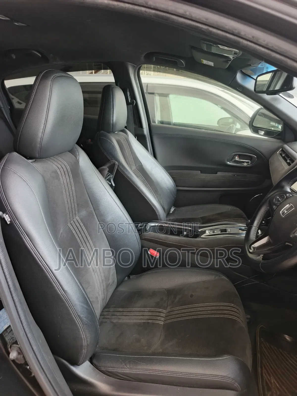 Honda Vezel 1.5 Hybrid 2WD 2020 Black