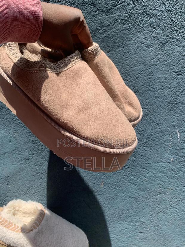 Uggs Shoes - thumbnail 7