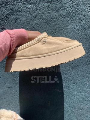 Uggs Shoes - thumbnail 2