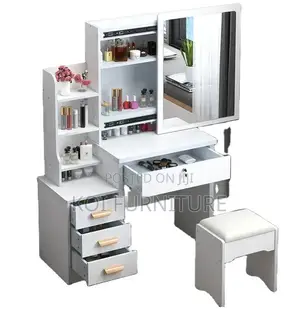 Dressers; Bedroom and Dressing Room Vanity Set Up