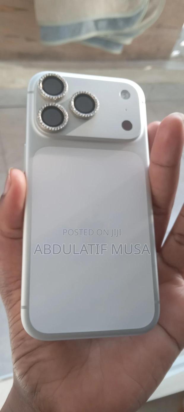 New Apple iPhone 17 Pro 512 GB Silver - thumbnail 3