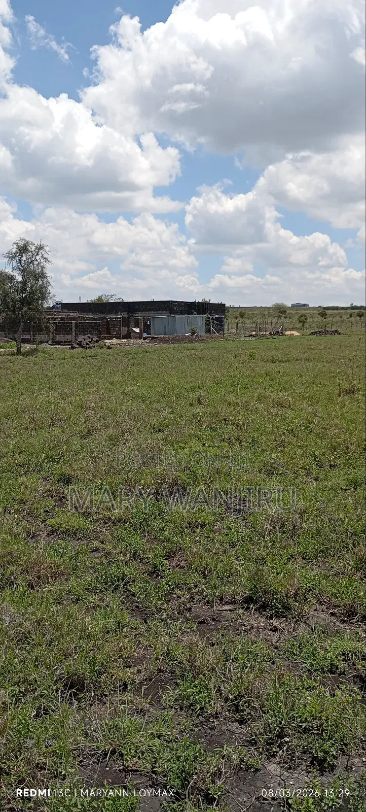 50/100 Plot Available for Sale