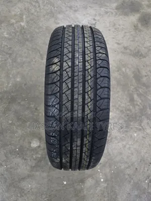 235/65r17 Wideway Tyre