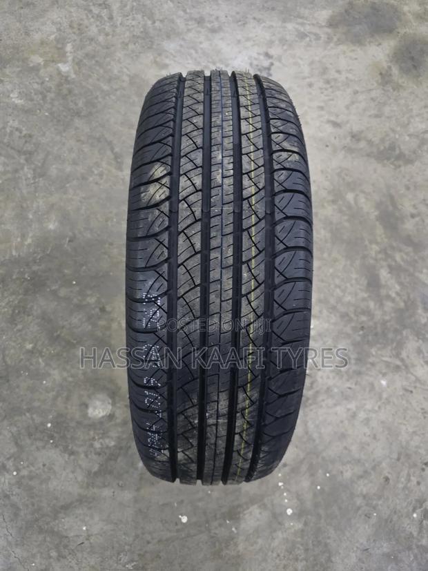 235/65r17 Wideway Tyre - thumbnail 2