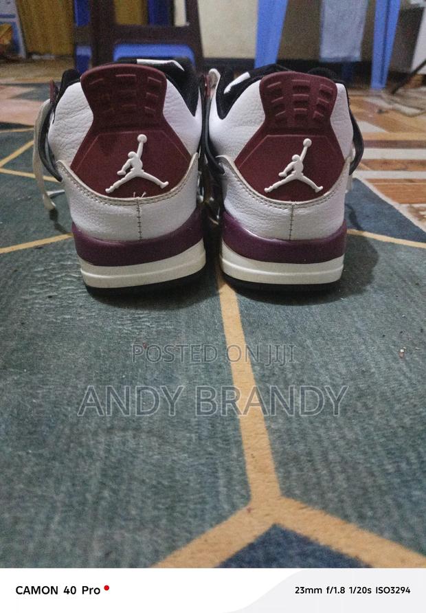 Air Jordan - thumbnail 2