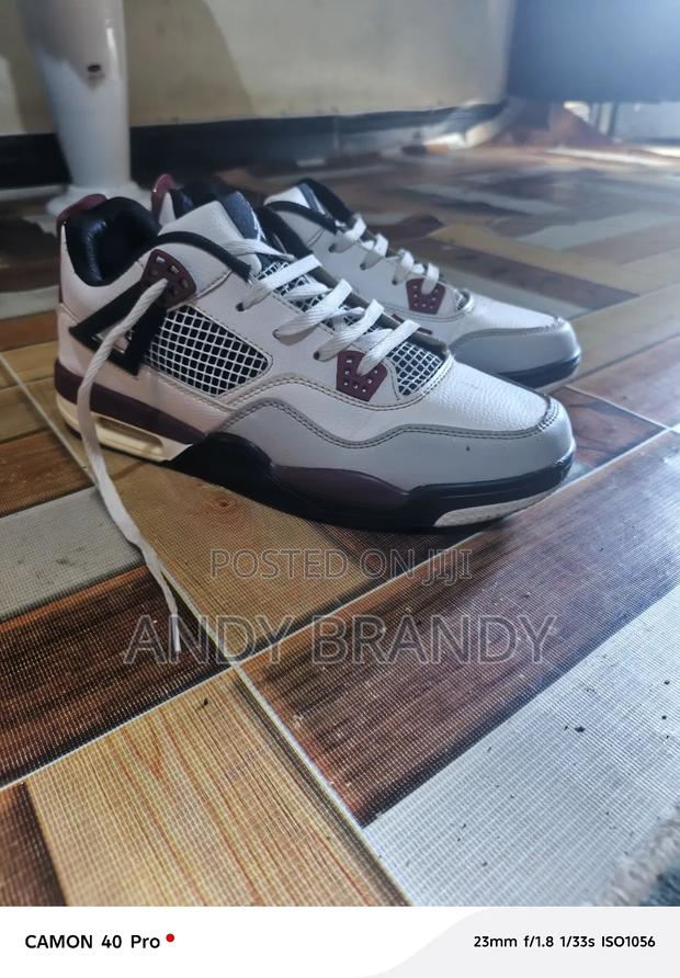 Air Jordan - main view