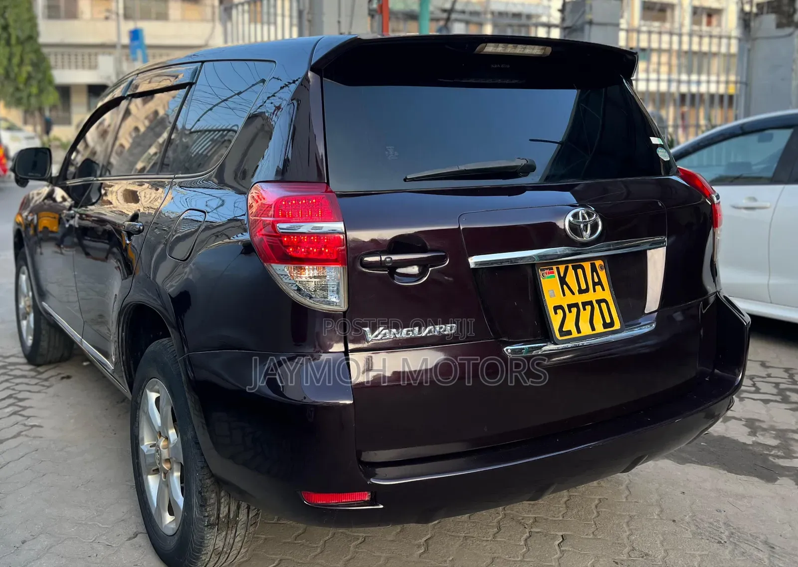 Toyota Vanguard 2013 Maroon