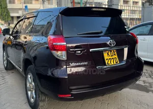 Toyota Vanguard 2013 Maroon