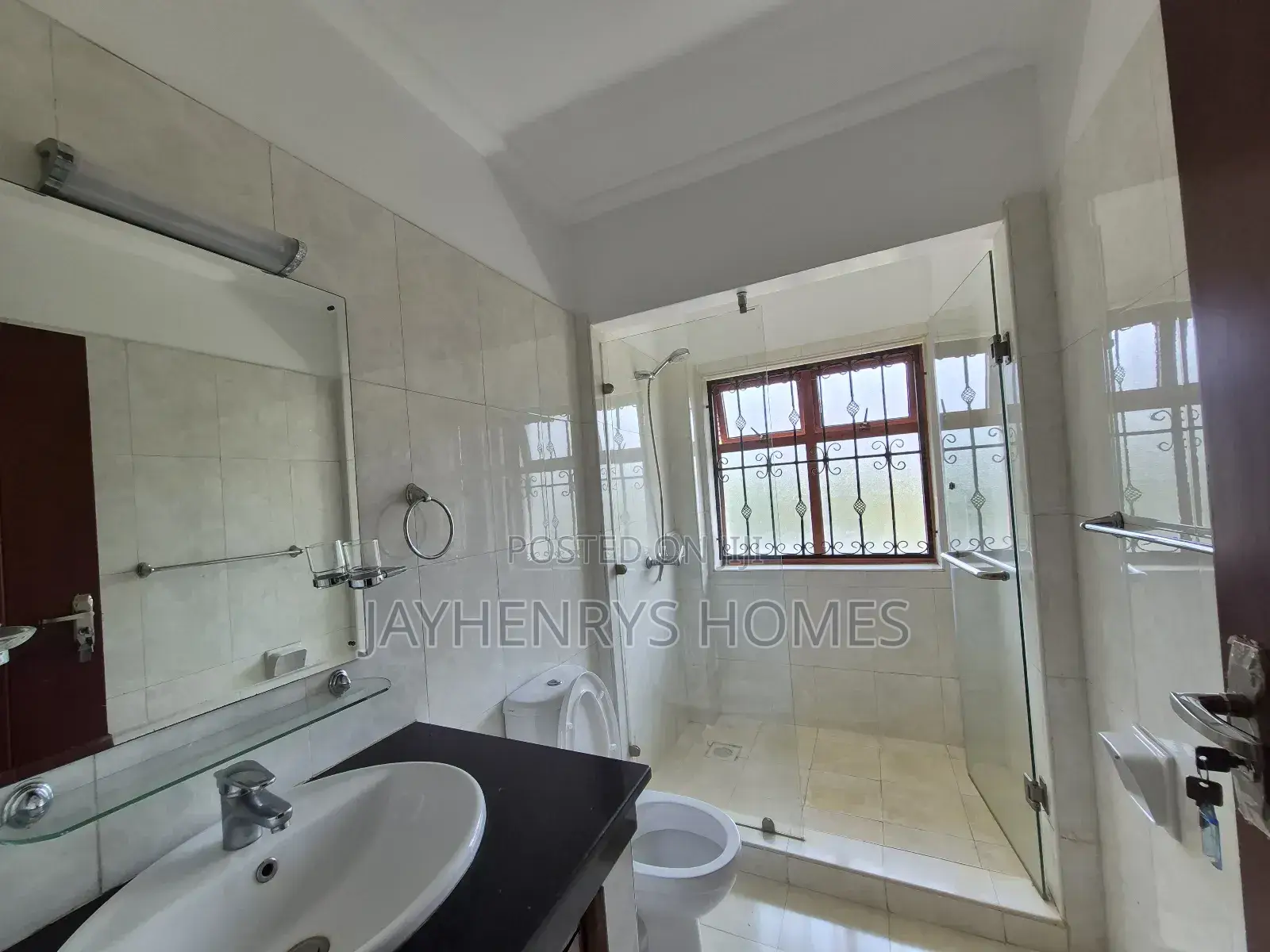 5bdrm House in Runda for rent