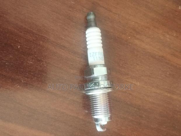 Honda Step Wagon Spark Plugs - thumbnail 4