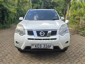 Nissan X-Trail 2012 White