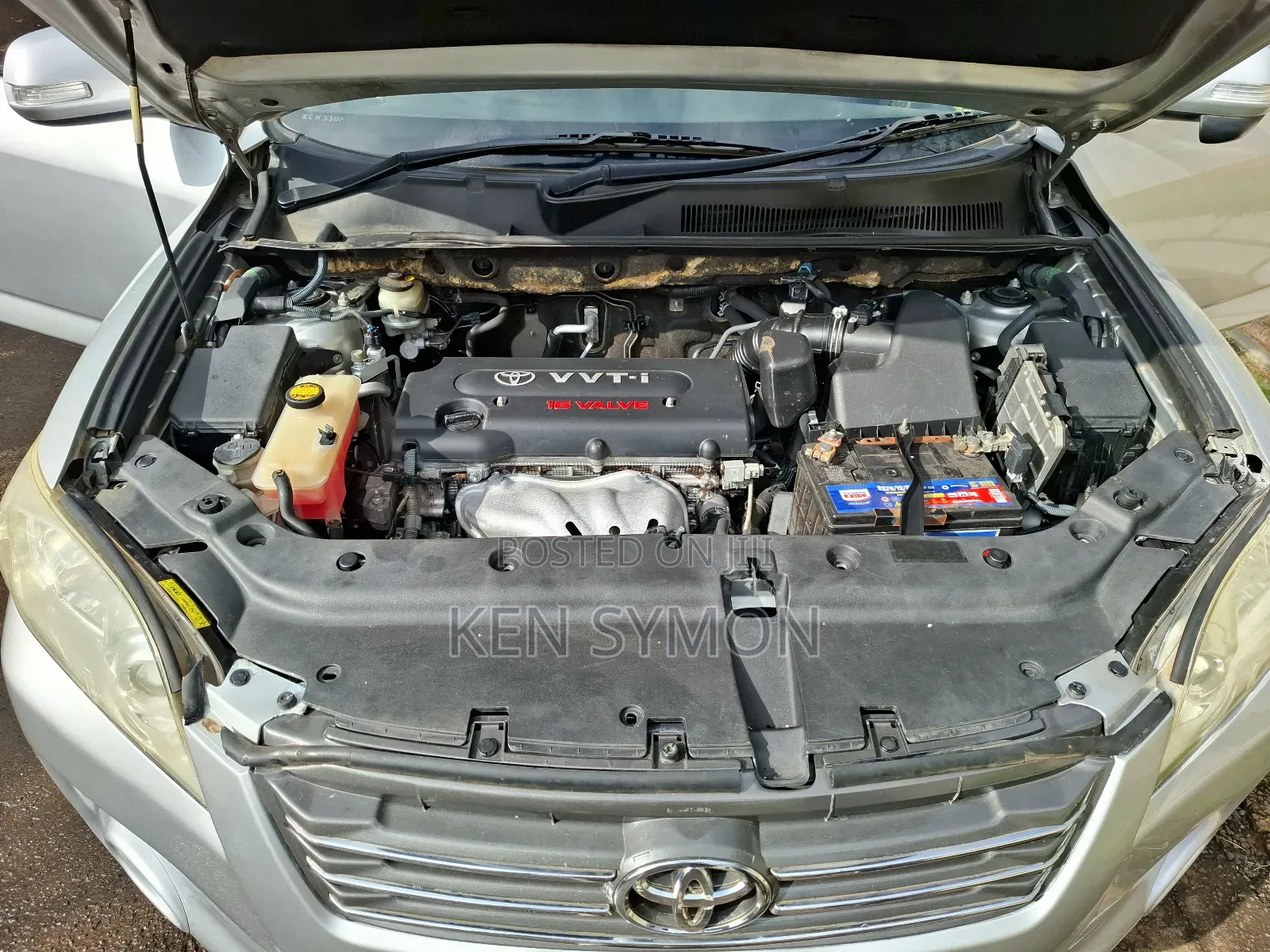 Toyota Vanguard 2011 Silver