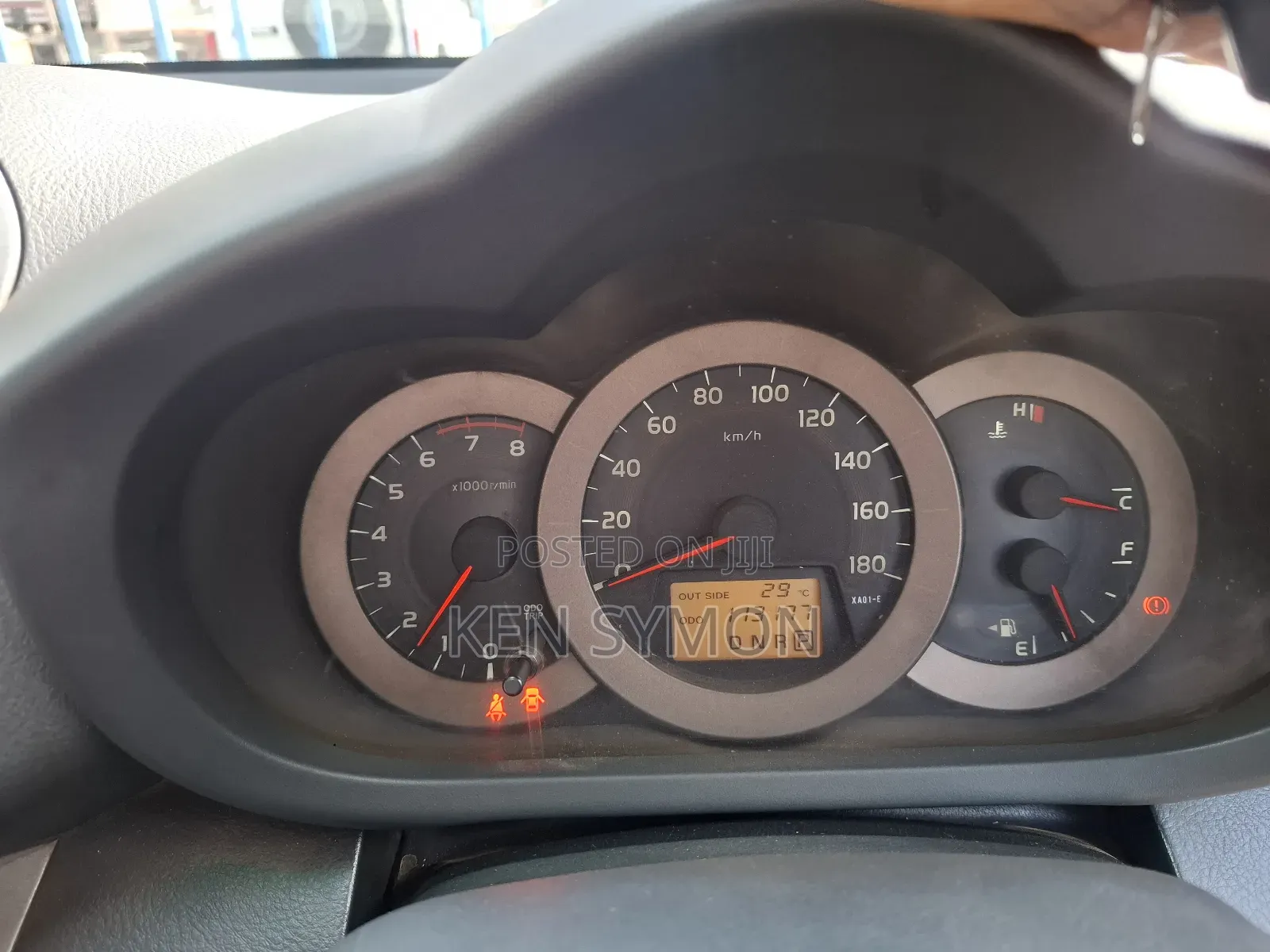 Toyota Vanguard 2011 Silver