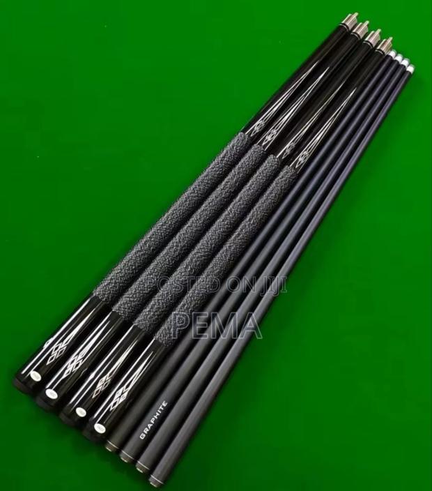 Detachable Graphite Cue Sticks (Fibre