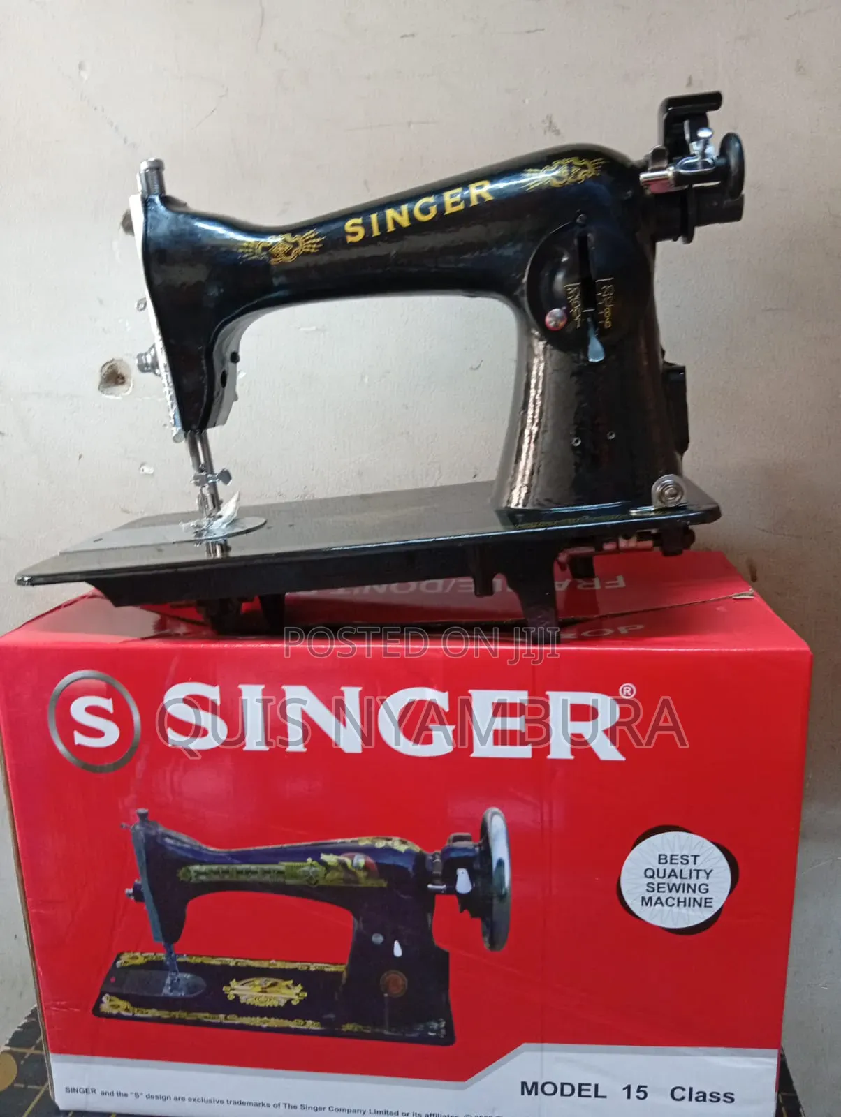 Singer Sewing Machine/ Complete Sewing Machine Singer