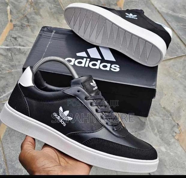 Adidas Casual Sneakers