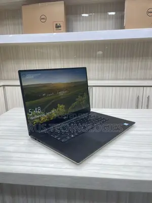 Laptop Dell Precision 5530 16GB Intel Core i7 SSD 512GB