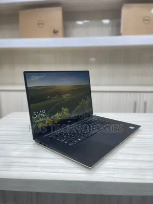 Laptop Dell Precision 5530 16GB Intel Core i7 SSD 512GB