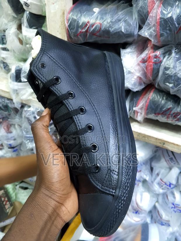 Converse All Black Boot Sneakers – Stylish Durable Streetwear - thumbnail 2