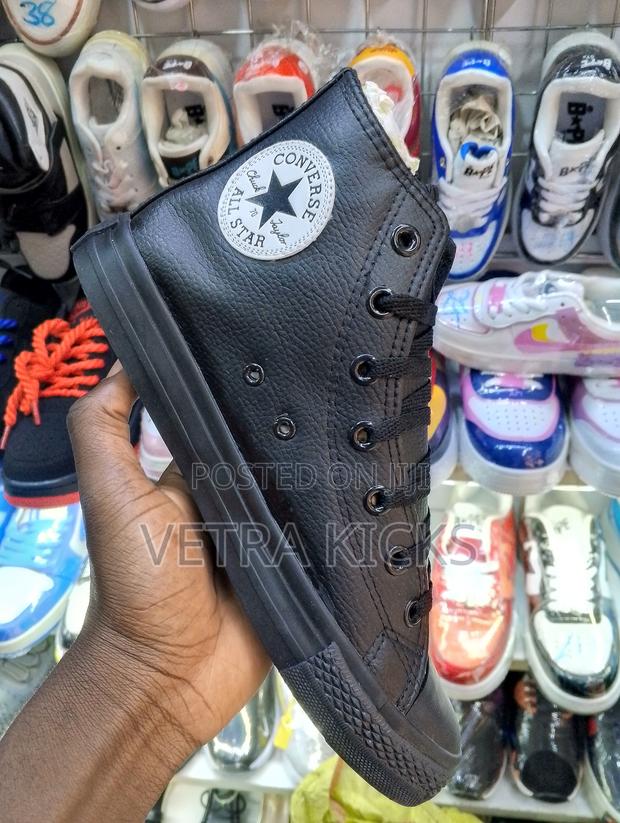 Converse All Black Boot Sneakers – Stylish Durable Streetwear - thumbnail 3