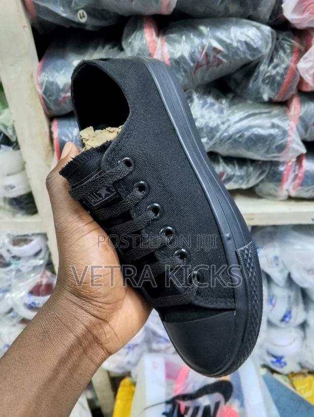 Converse Classic All Black Sneakers – Casual Streetwear Shoes - thumbnail 2