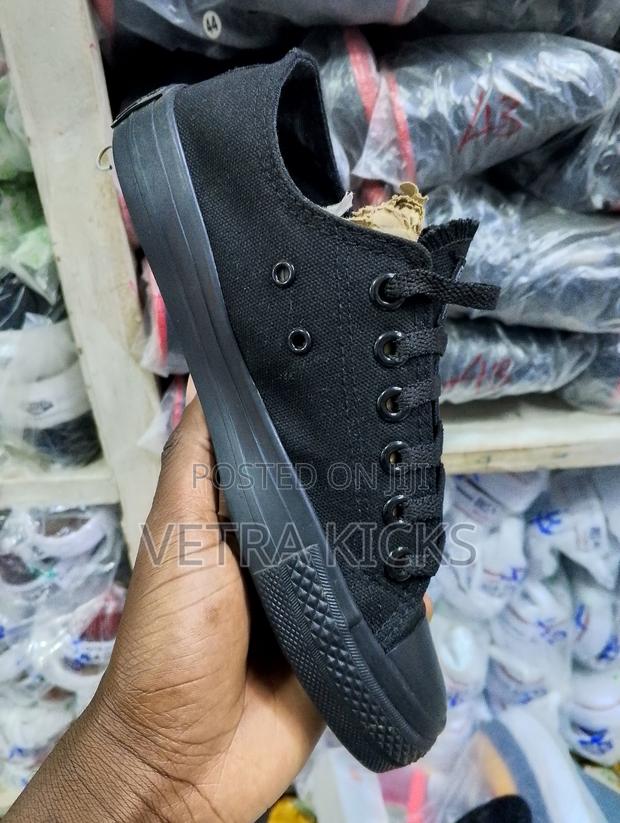 Converse Classic All Black Sneakers – Casual Streetwear Shoes - thumbnail 5